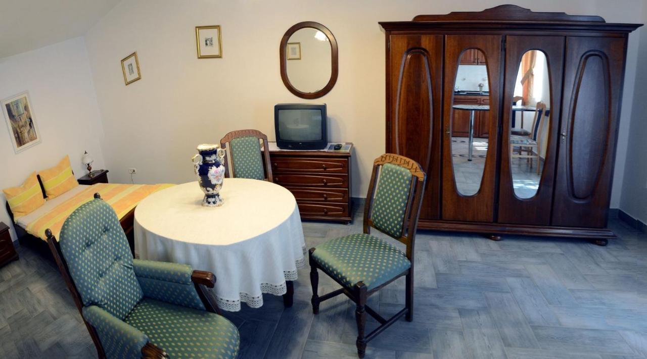Samson Apartment Hajdúszoboszló Oda fotoğraf